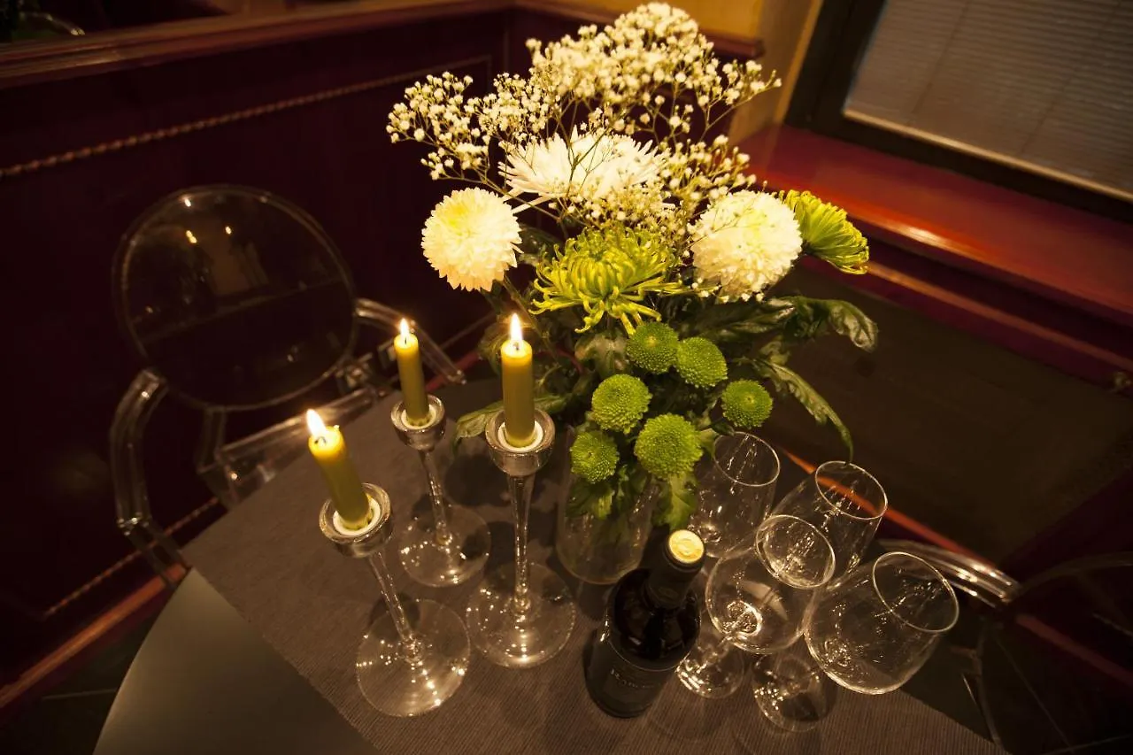 Dhomes - Apartments And Rooms Milan Italy