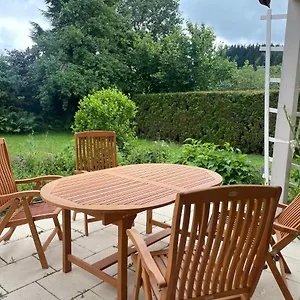 Allgäuer Tierstübchen - Disneyplus - Terrasse - Parkplatz , Buchenberg (Bavaria) Deutschland